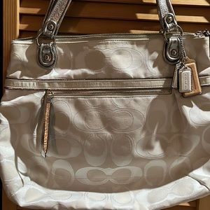 Coachbag